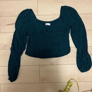 Hollister Long-Sleeve Ruched Waist Top